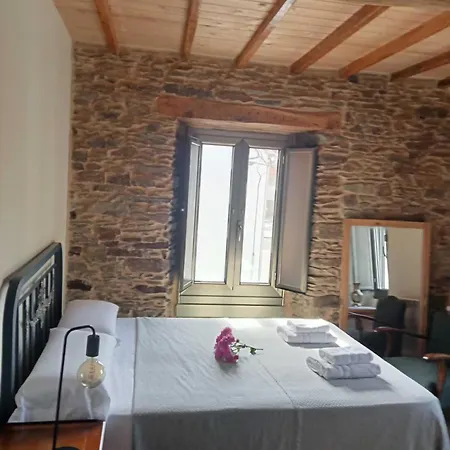 Homestay A Casa Do Lajueiro *