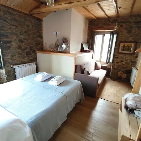 A Casa Do Lajueiro Ubytování v soukromí Arzúa